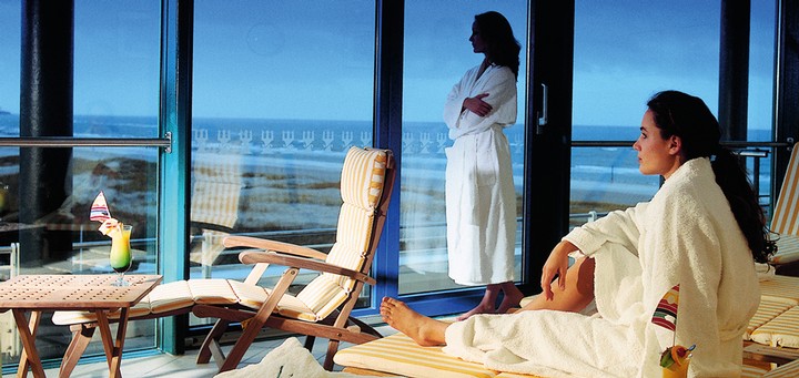 Ruheraum mit Blick auf die Ostsee