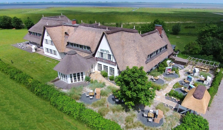 Lundenbergsand Hotel und Spa - Luftansicht
