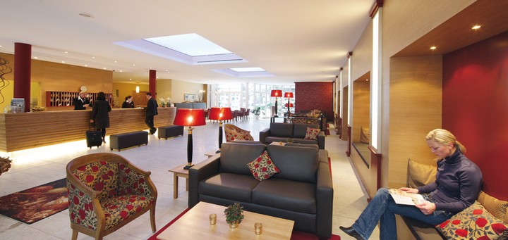 Waldhotel Tannenhäuschen - Das Foyer