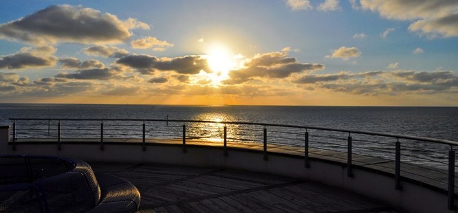 Spa & Resorthotel Georgshöhe - Sonnenuntergang vor der Terrasse