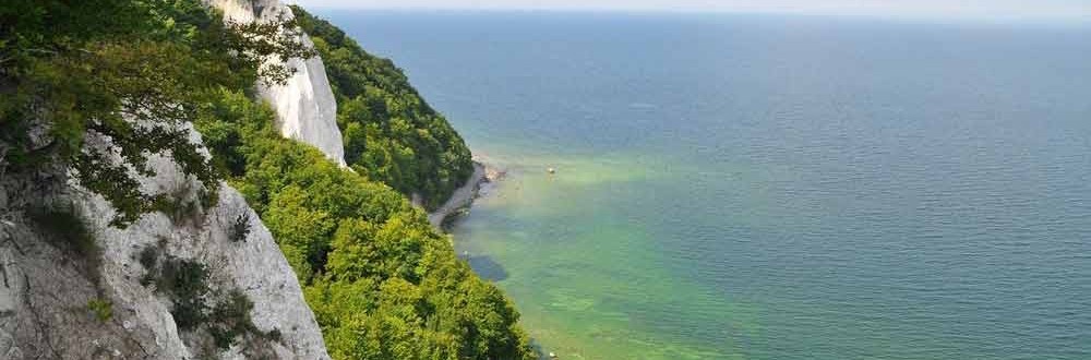 Wellness auf der Ostseeinsel Rügen Der Blick auf die Kreidefelsen der Insel Rügen sind Balsam für die Seele