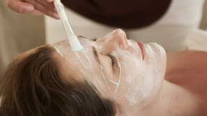Apparative Kosmetik Anwendungen im Wellnesshotel - Hotel Heinz Hochwertige Kosmetik-Produkte und medizinische Apparaturen im Wellnesshotel - Hotel Heinz